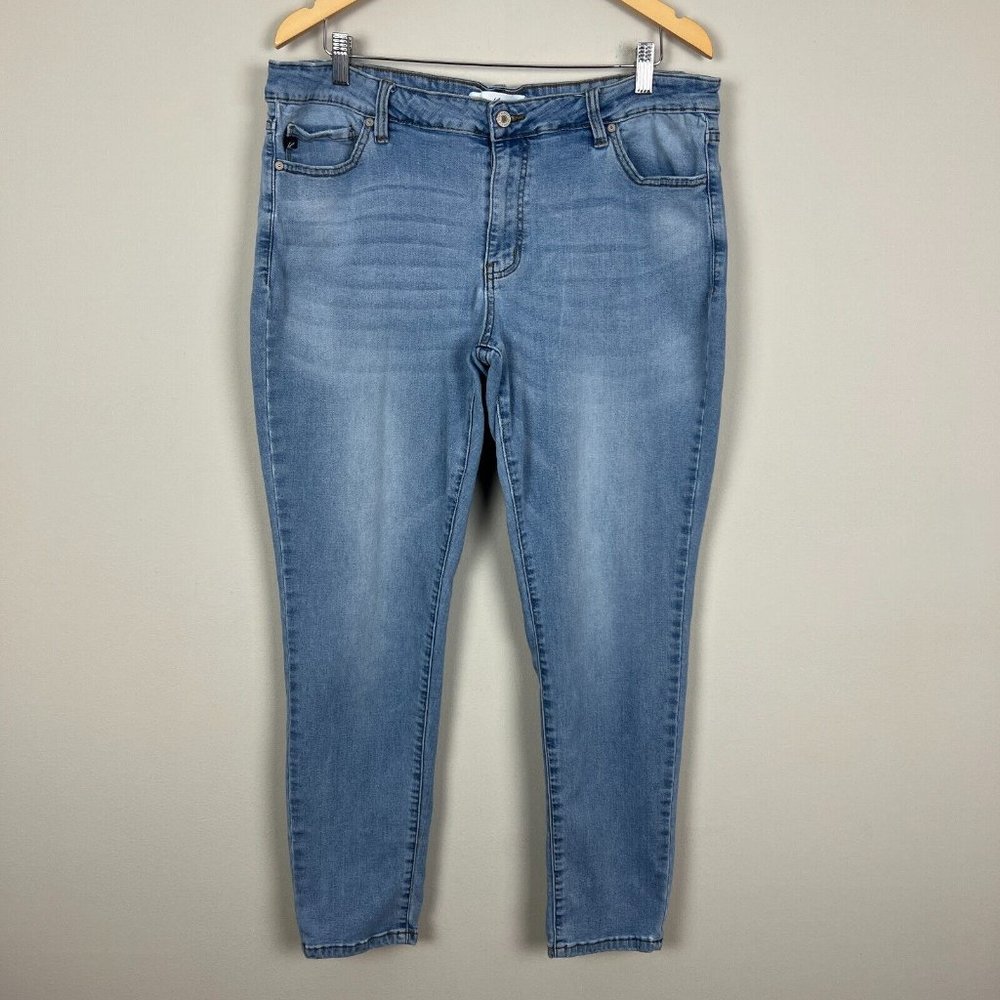 Kancan Jeans Womens 3XL Blue Light Wash Denim Stretch Skinny Pockets Mid Rise